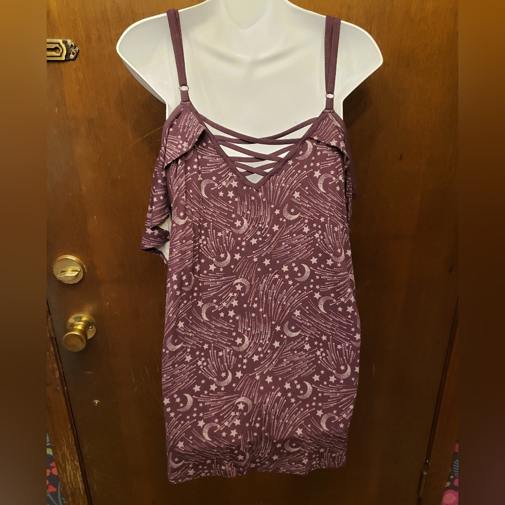 Torrid Super Soft Scoop Neck Strappy Back Cold Shoulder Flutter Sleeve Top, sz 2 - Picture 5 of 8